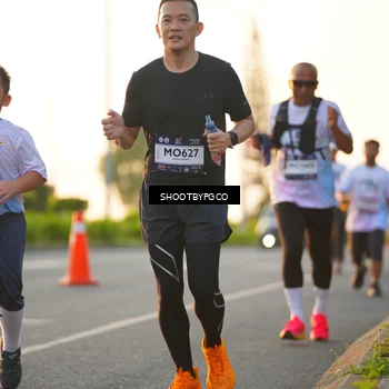 Runner Photo 7854563