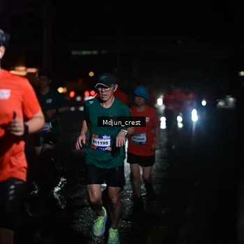 Runner Photo 7854568