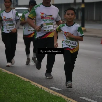 Runner Photo 7854577