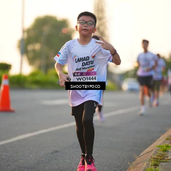 Runner Photo 7854649