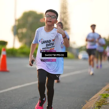 Runner Photo 7854671