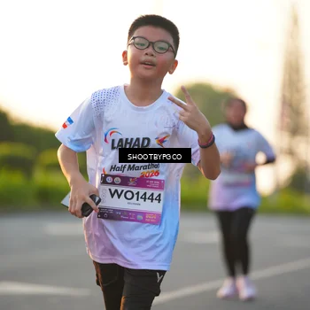 Runner Photo 7854673