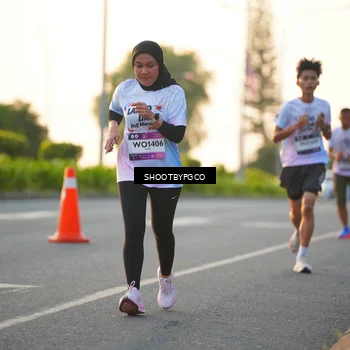 Runner Photo 7854676