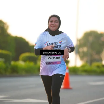 Runner Photo 7854685