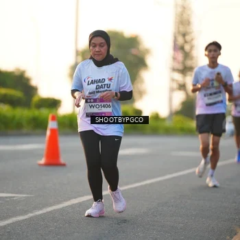 Runner Photo 7854697