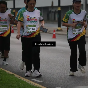 Runner Photo 7854701