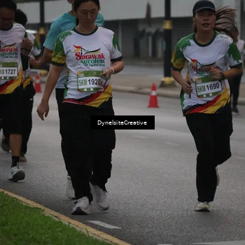 Runner Photo 7854718