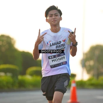 Runner Photo 7854733