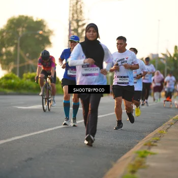 Runner Photo 7854751