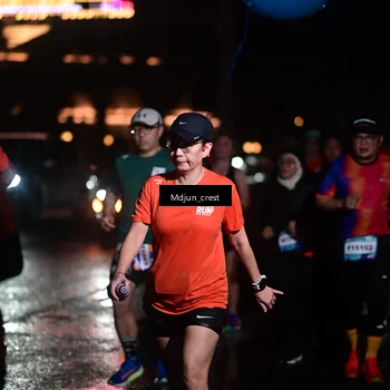 Runner Photo 7854789