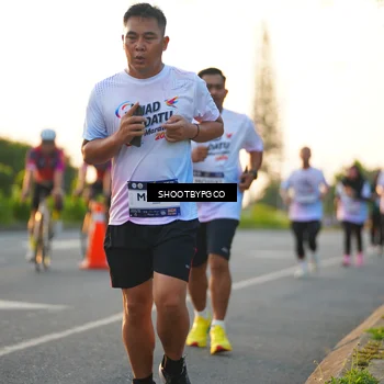 Runner Photo 7854806