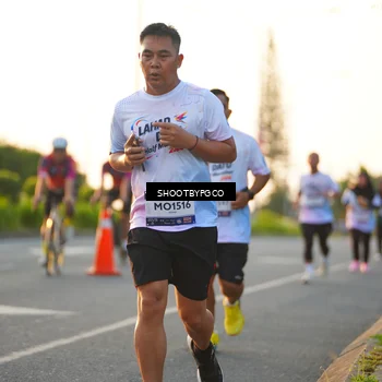 Runner Photo 7854808