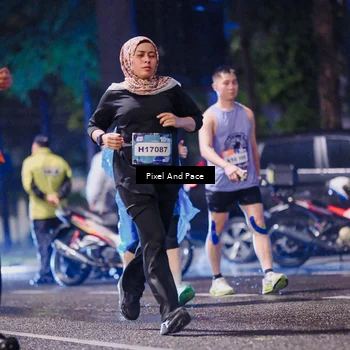 Runner Photo 7854842