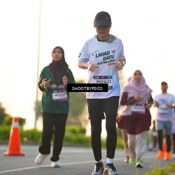Runner Photo 7854844