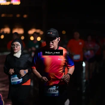 Runner Photo 7854849