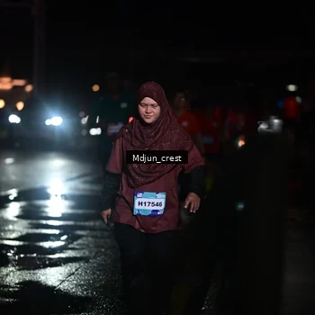 Runner Photo 7855031