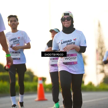 Runner Photo 7855038