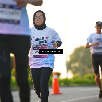 Runner Photo 7855074