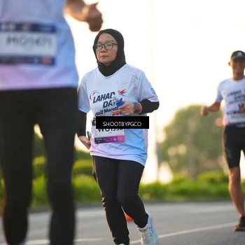 Runner Photo 7855084