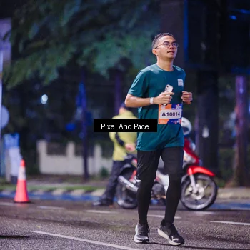 Runner Photo 7855111