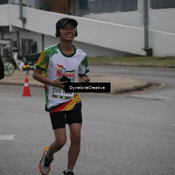 Runner Photo 7855289