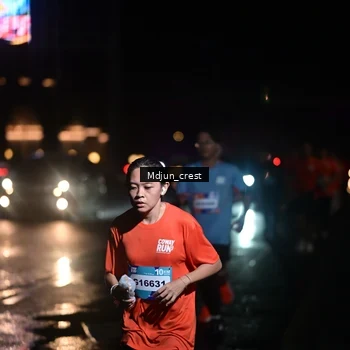 Runner Photo 7855296