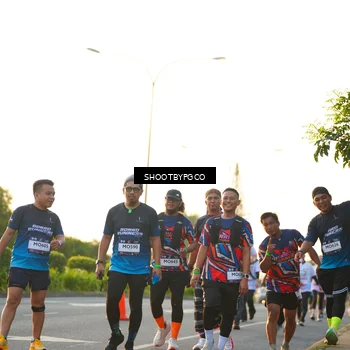 Runner Photo 7855300