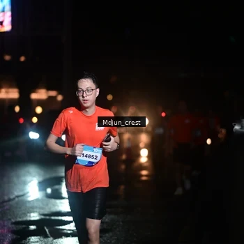 Runner Photo 7855313