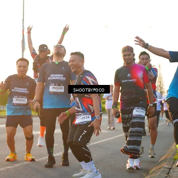 Runner Photo 7855332