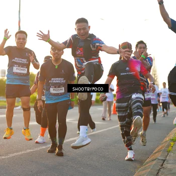 Runner Photo 7855336