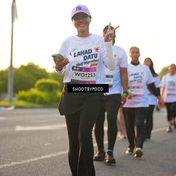 Runner Photo 7855375
