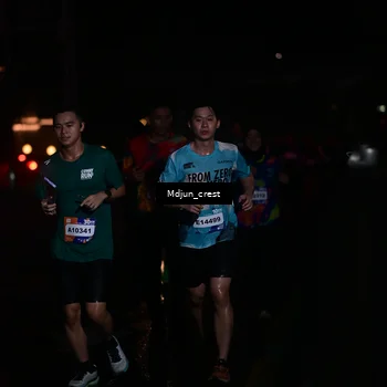 Runner Photo 7855412
