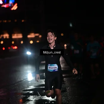 Runner Photo 7855422