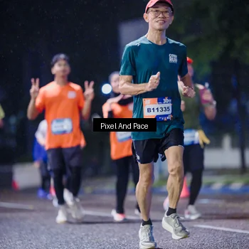 Runner Photo 7855424