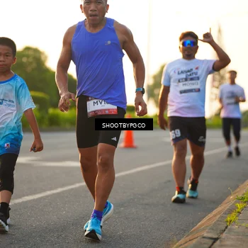 Runner Photo 7855453