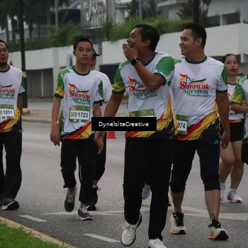 Runner Photo 7855474