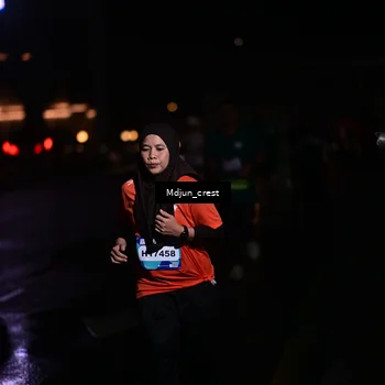 Runner Photo 7855476