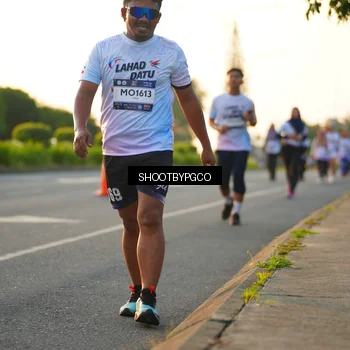 Runner Photo 7855489
