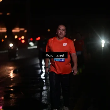 Runner Photo 7855592
