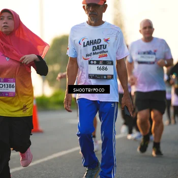 Runner Photo 7855640