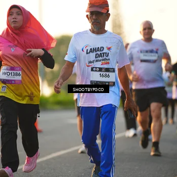 Runner Photo 7855652