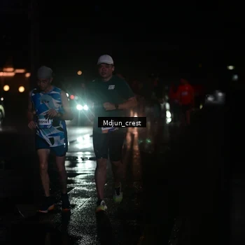 Runner Photo 7855692