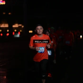 Runner Photo 7855866