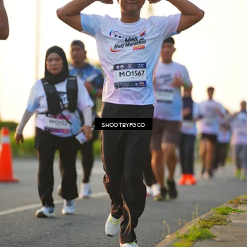 Runner Photo 7855898