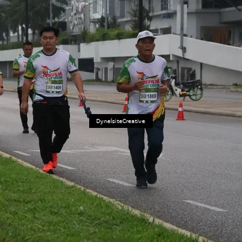 Runner Photo 7855977