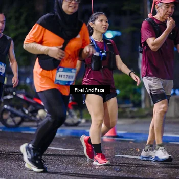 Runner Photo 7856001