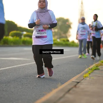 Runner Photo 7856033
