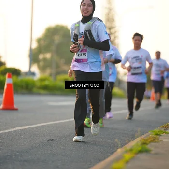 Runner Photo 7856042