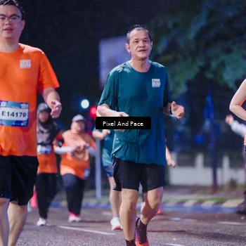 Runner Photo 7856058