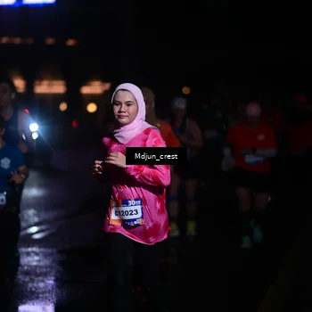 Runner Photo 7856073